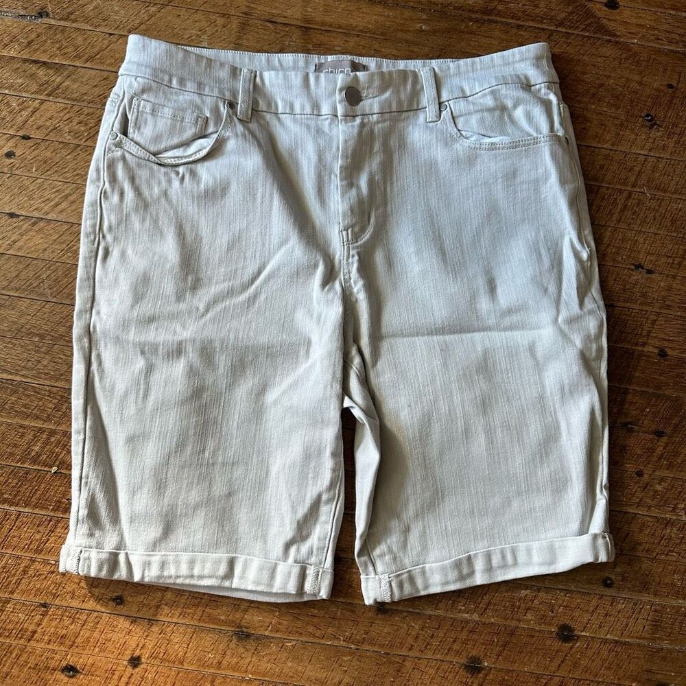 Chico’s cream Bermuda stretchy longer length 1.5/10 shorts